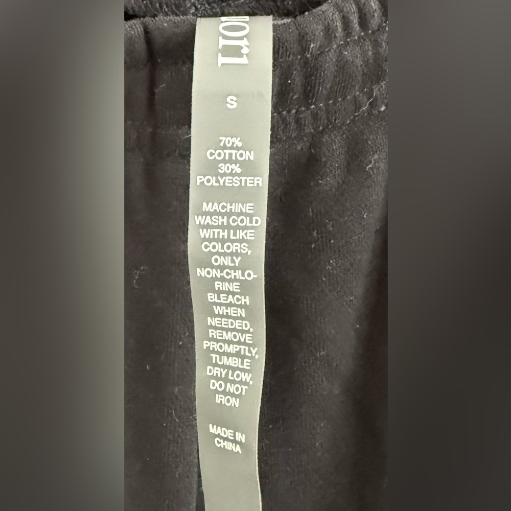 Vuori Sedona straight leg sweatpants regular size small , 30 inch inseam ,black. - Picture 3 of 4